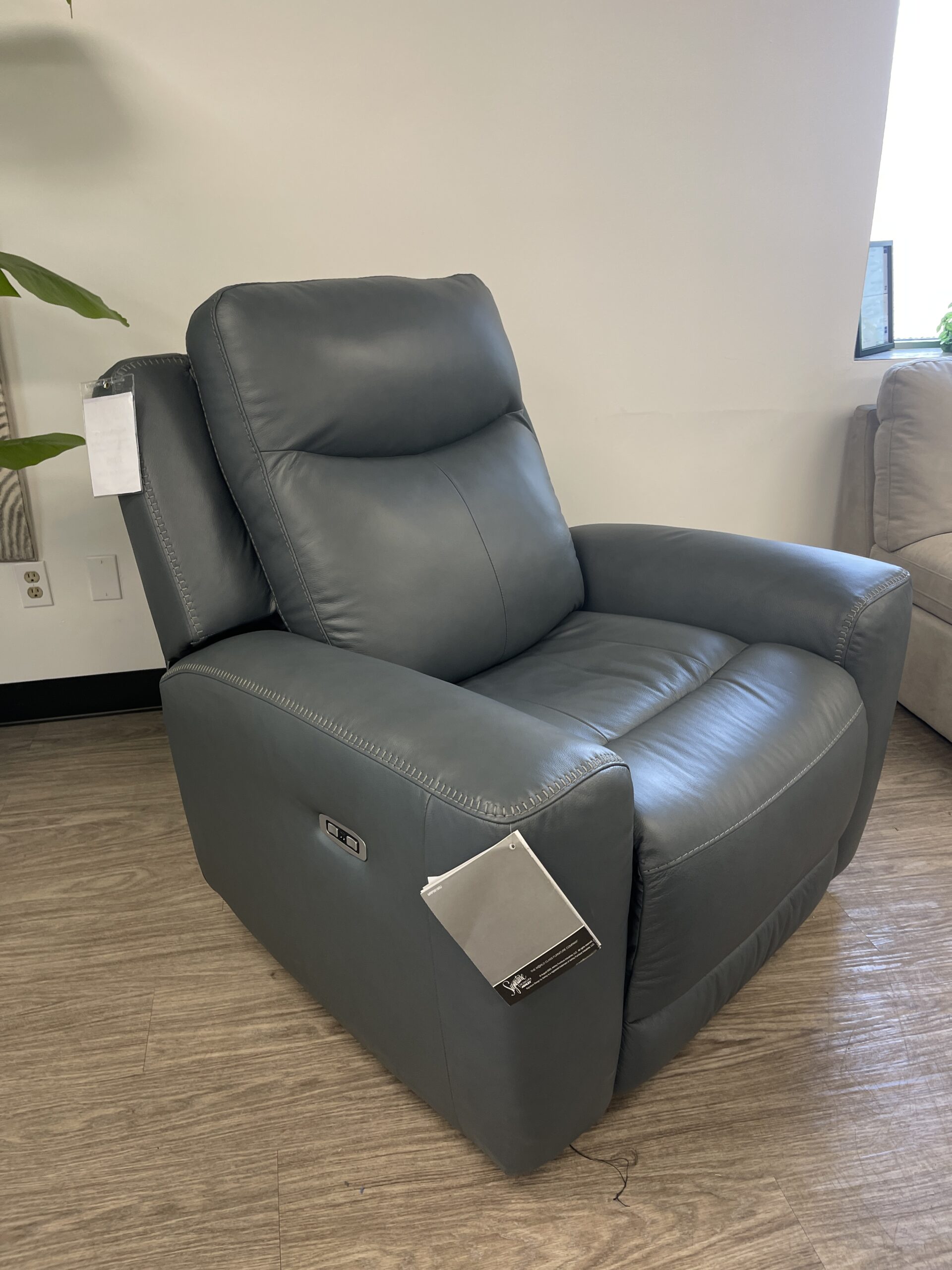 Power leather recliner forward furniture west edmonton Ashley furniture